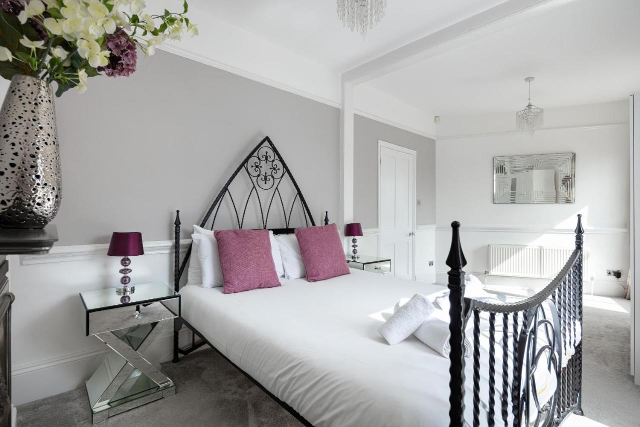 Castle Properties: The Duchess, 3 Bed Family Cottage Windsor Exterior foto